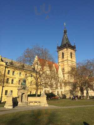 The Pub & Grill No 1