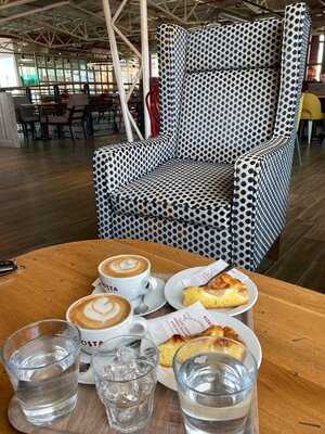 Costa Coffee