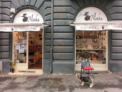 Kavárna&cukrárna Alenka V Říši Divů
