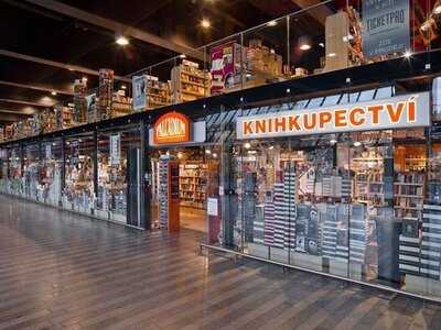 Luxor Hlavní Nádraží