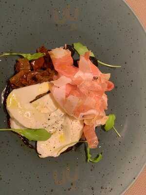 La Strada Restaurant & Pizzeria