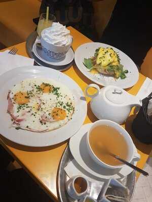 Fresh And Fat Bistro