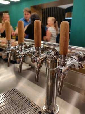 Divinero Brunch & Tapas & Prosecco Bar