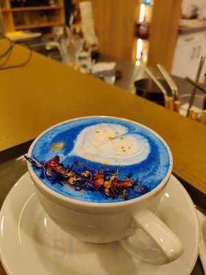 Divinero Brunch & Tapas & Prosecco Bar