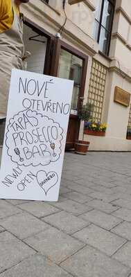 Divinero Brunch & Tapas & Prosecco Bar