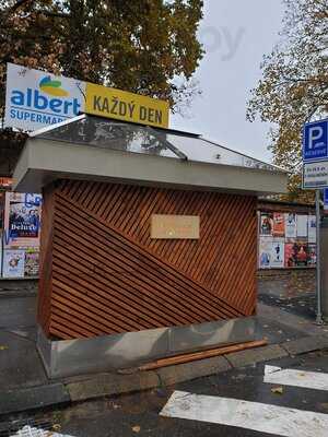 Divinero Brunch & Tapas & Prosecco Bar