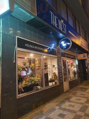 The Nest - Café & Kitchen