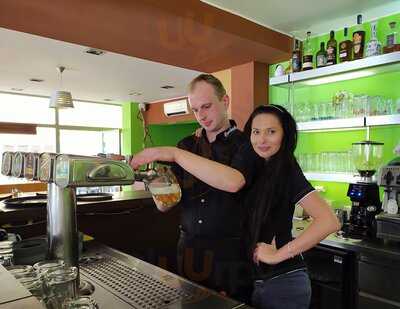 Metropolitan Bar-restaurant Coolna