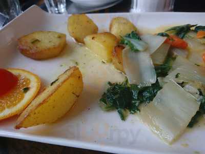 Fellini Restaurant & Cafe