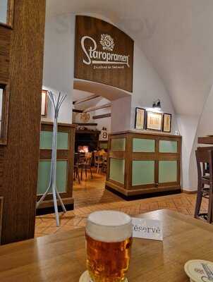 The Castle Pub & Restaurant