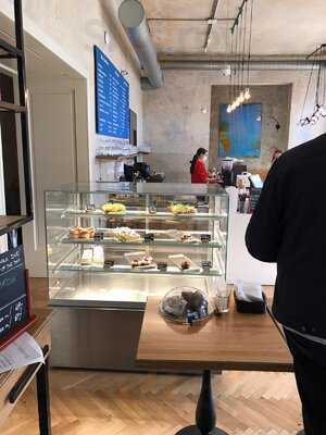 Smetanaq Café & Bistro