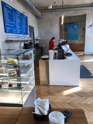 Smetanaq Café & Bistro