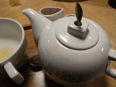 Aperitivo Pavilon Cafe Bar & Bistro