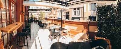 Aperitivo Pavilon Cafe Bar & Bistro