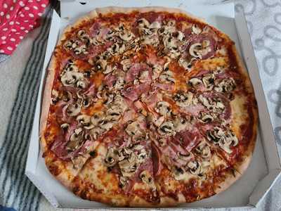 Pizza Modena