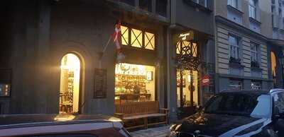 Mansson's Danish Bakery And Café