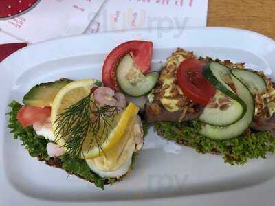 Mansson's Danish Bakery And Café