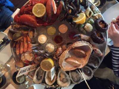 Zdenek's Oyster Bar