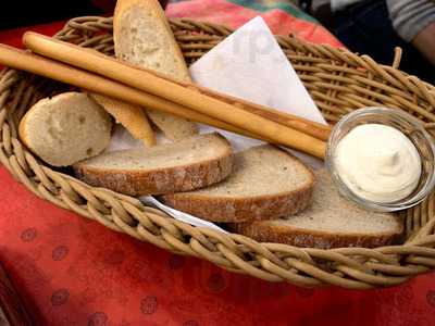 Bar Restaurant Karlova 30