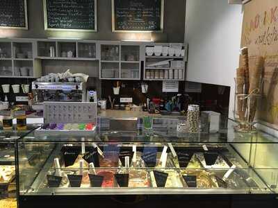 Gelateria & Caffé Amato