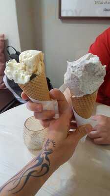 Gelateria & Caffé Amato
