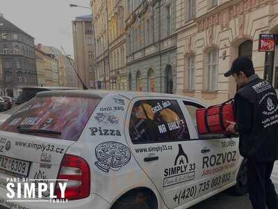 Simply 33 Pizza,grill & Cinema, Karaoke Bar