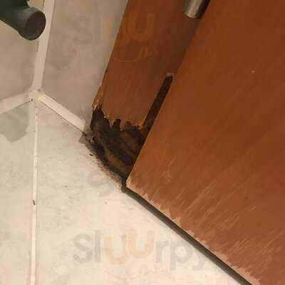 Cafe Restaurant Hotel Troja