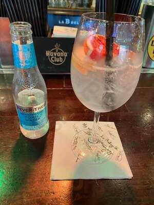 La Bodeguita Del Medio