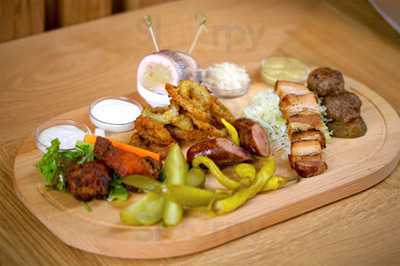 Portrefena Husa Andel