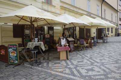 Rychlé Občerstvení Na Ul. Loretánská
