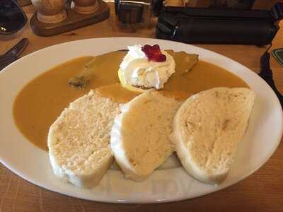 U Tří Zlatých Trojek