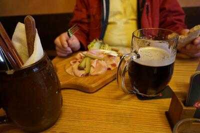 U Tří Zlatých Trojek