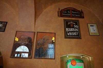 U Tří Zlatých Trojek