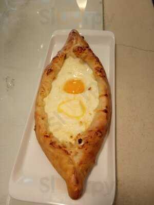 Chitto Gvrito - Georgian Dishes