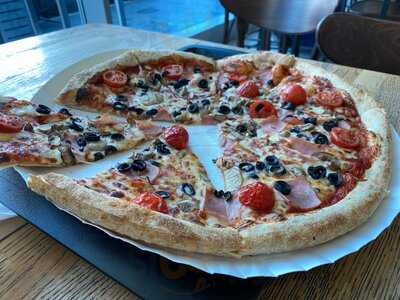 Pizza Hut Praha Letiště