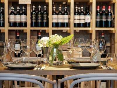 Vicino Divino - Wine Bar & Vinotéka