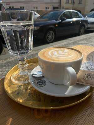 Mondieu Maltézské Náměstí