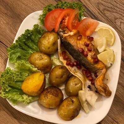 Pomegranate Cafe & Lounge ,restaurant