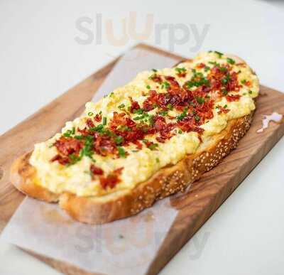 Crostone Bistro E Vino