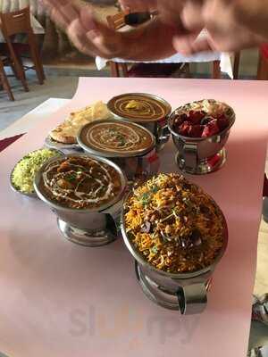 Indická A Nepálská Restaurace Everest