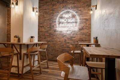 Phở Bar - Národní 18