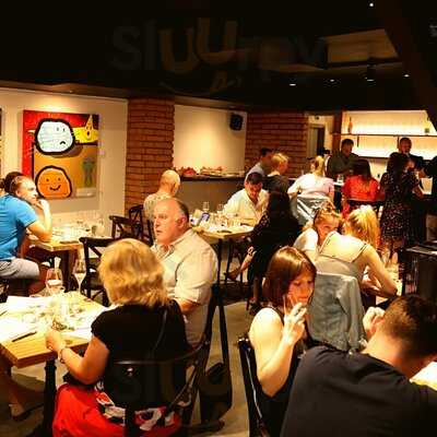 2 Deci - Coffee And Wine Art Gallery