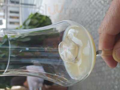 Na Břehu Rhôny Magasin Komunardů