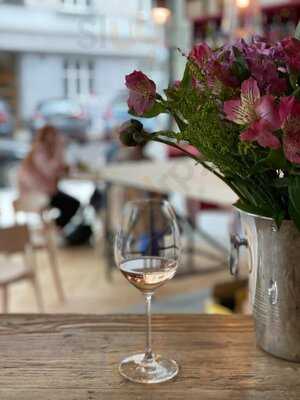 Na Břehu Rhôny Magasin Komunardů