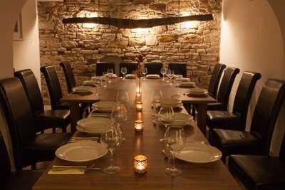 Eatwith: Aida Of Prague