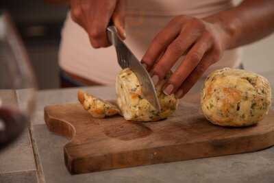 Eatwith: Aida Of Prague