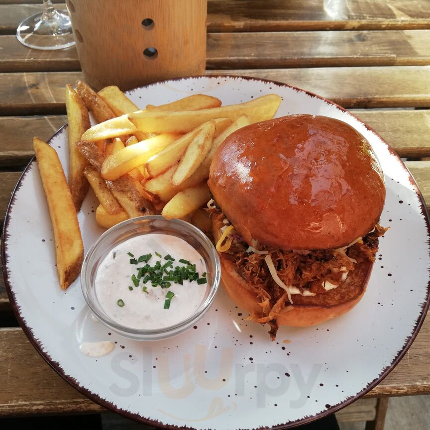 Bistro J&j