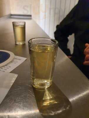 Bad Flash Bar _ Karlin