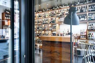 Vinoshop, Senovážné