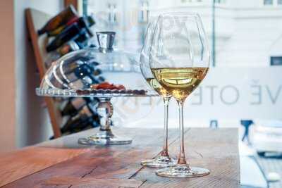 Vinoshop, Senovážné